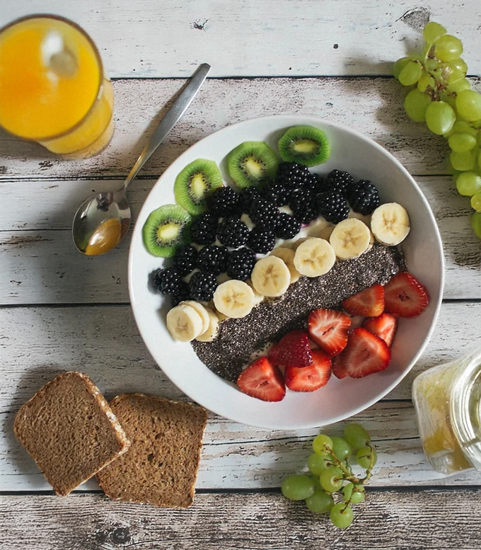 Healthy meal with vegetables and amino acids-rich ingredients